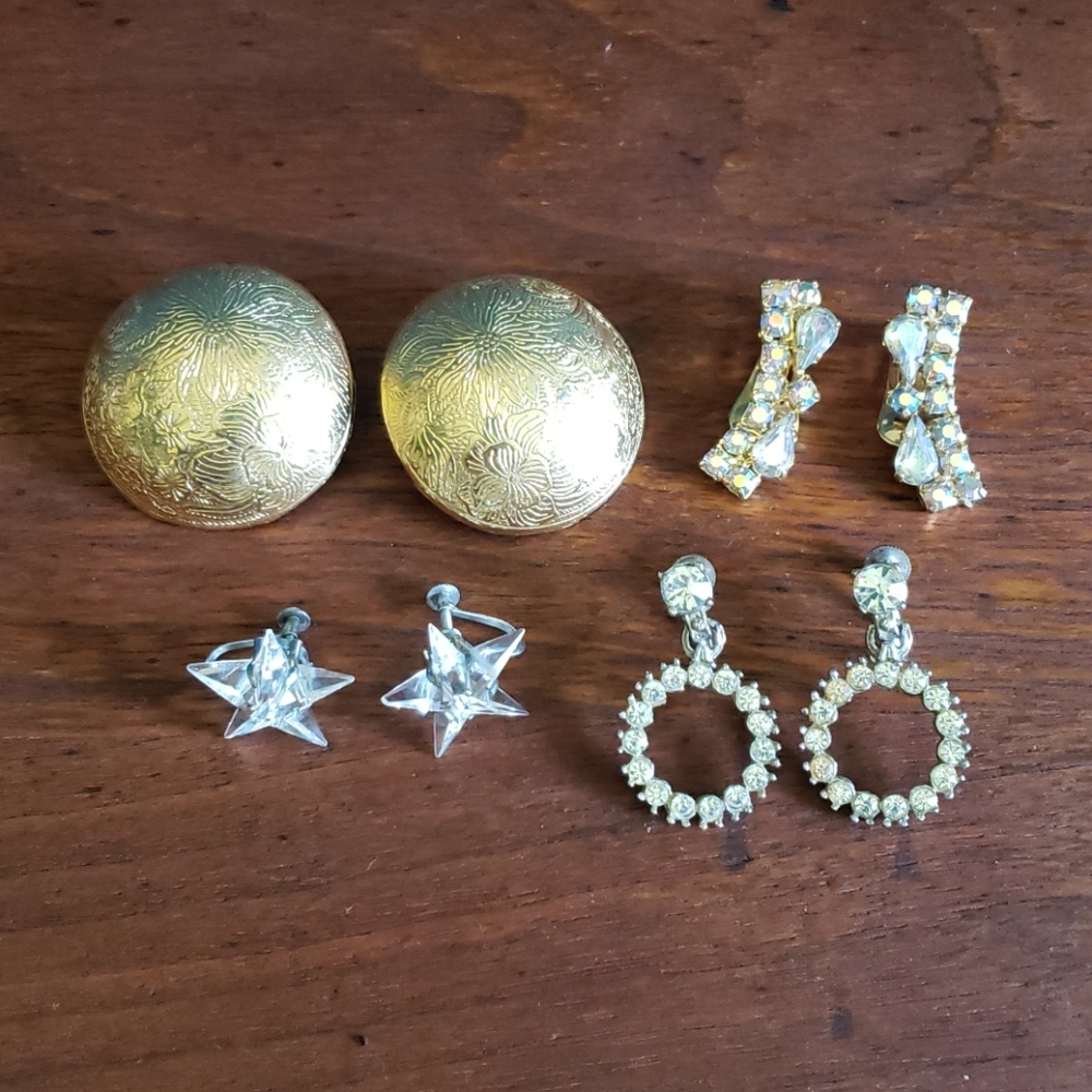 VTG Earring Bundle - Clip Ons